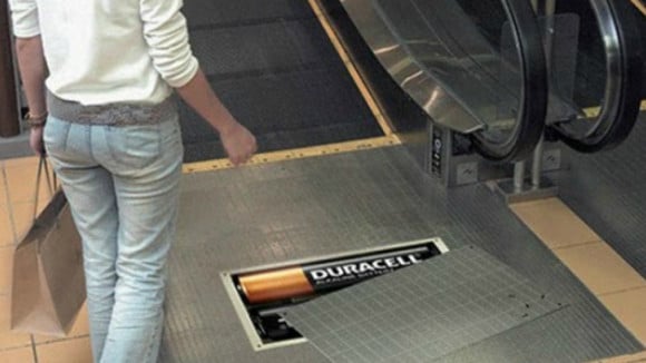 Duracell guerilla marketing escalator ad